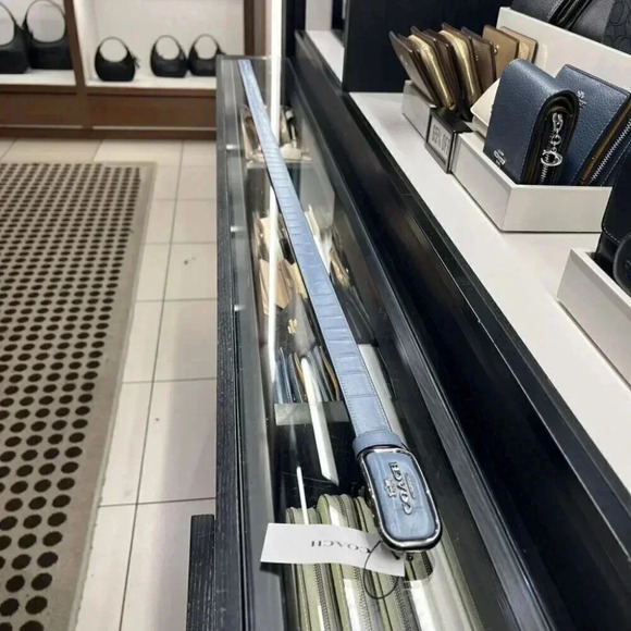 COACH Signature Buckle Cut To Size Morgan Belt, 25 Mm CR913 QBCFL - Picture 3 of 8